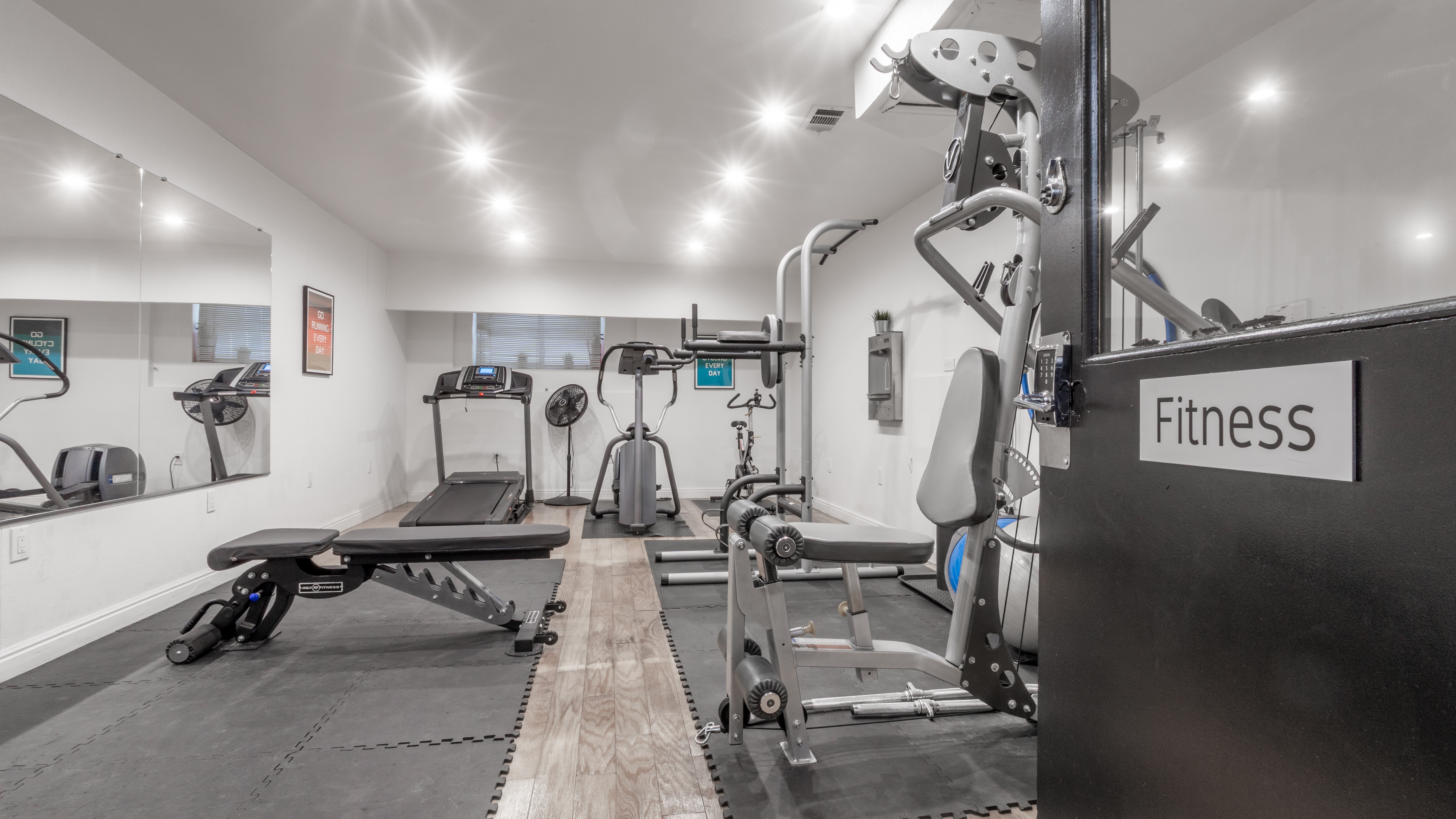 The Jefferson 1626 Logan St, Denver, CO 80203 Uptown Denver - Leasing by Cross Street